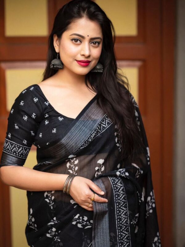 Black linen printed pattu saree